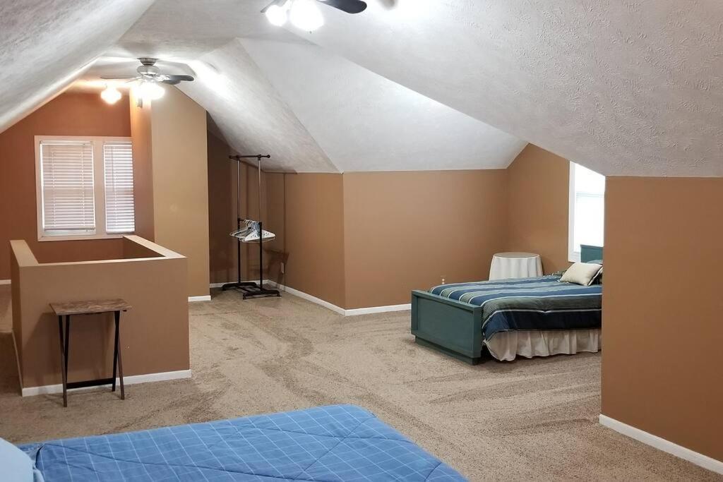 Holiday home Near Zoo/college World Series/downtown *